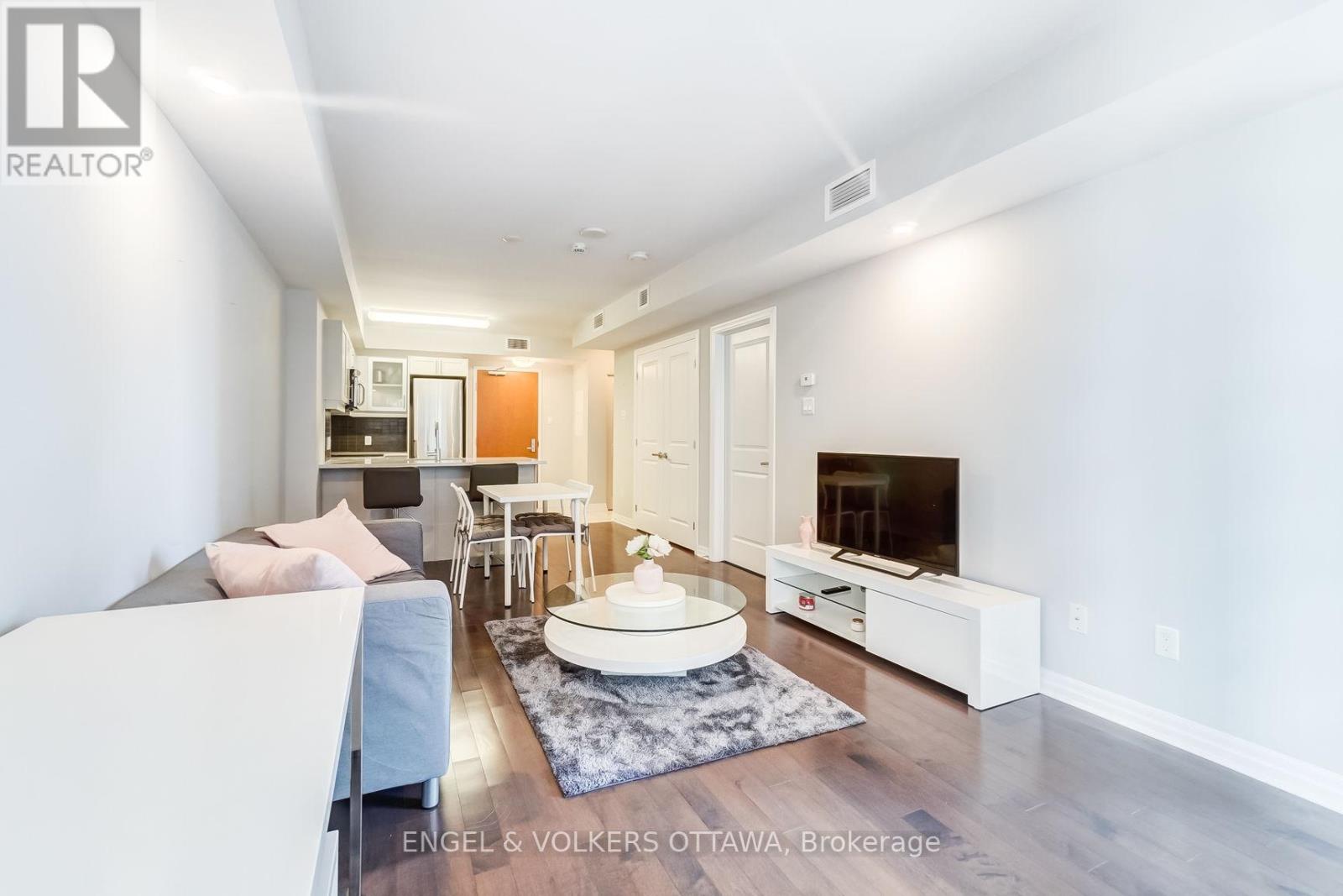195 Besserer Street — photo 18