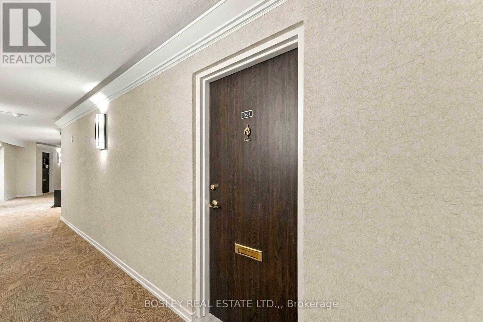 15 Towering Heights Boulevard — photo 7