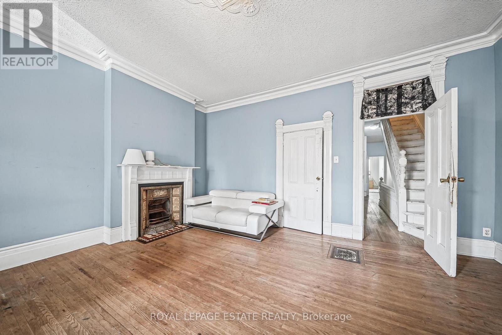 112 Baldwin Street — photo 14