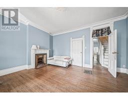 112 Baldwin Street, Toronto, ON M5T1L6 Photo 14