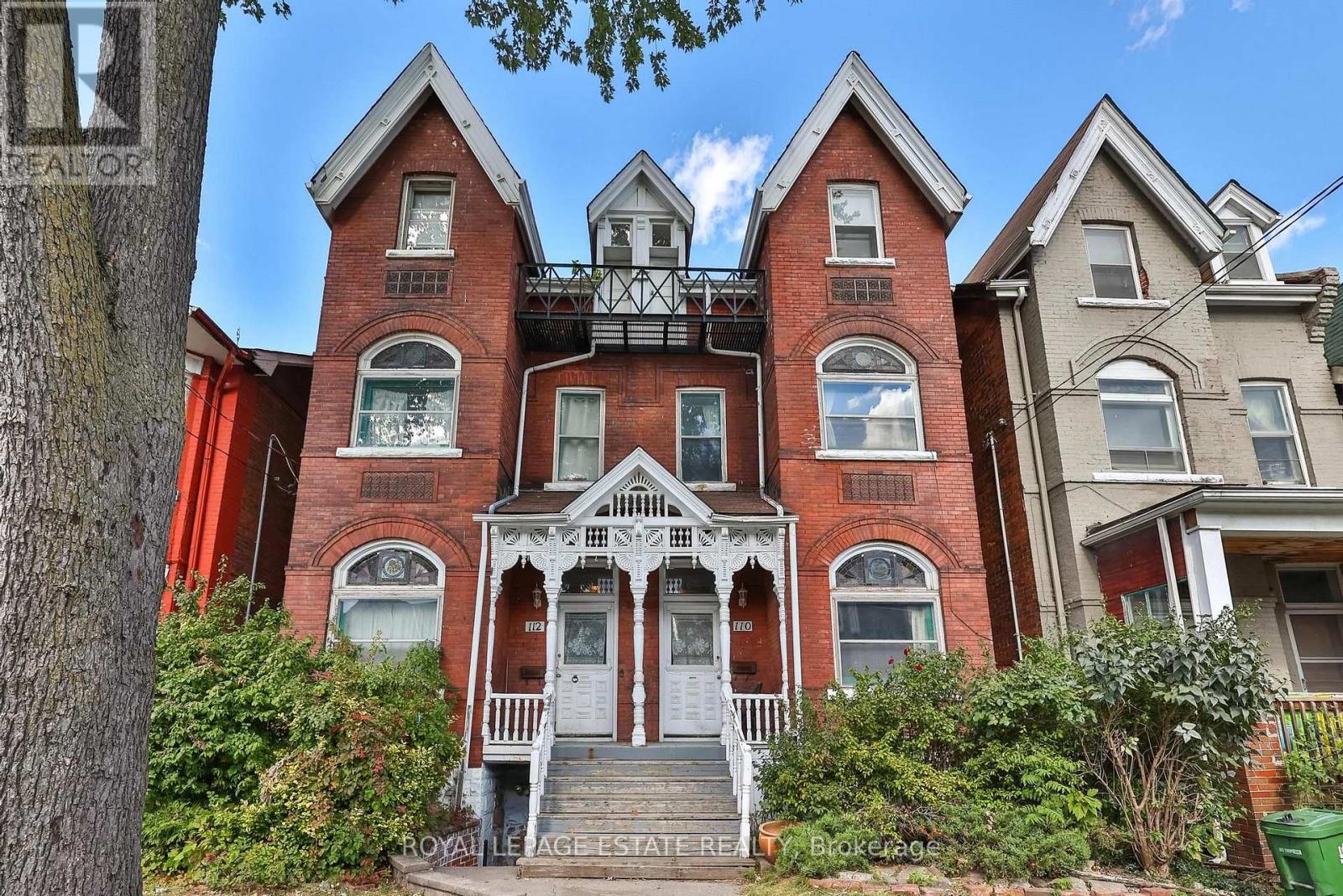 110 BALDWIN STREET - 1