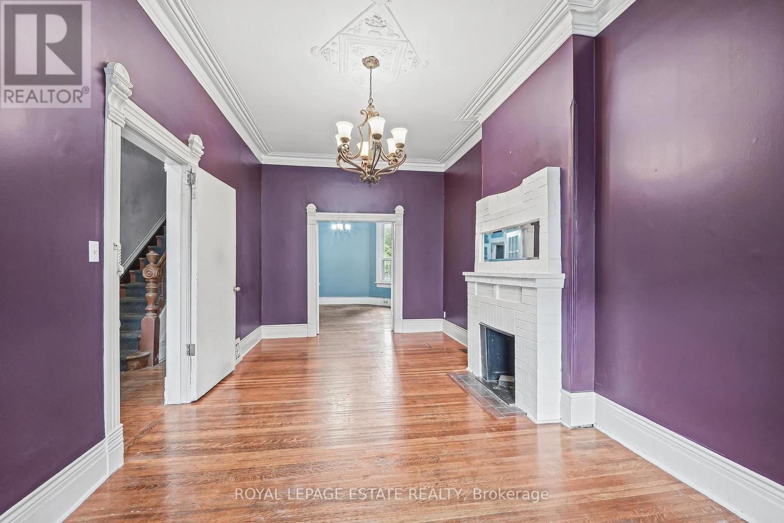 110 Baldwin Street, Toronto, ON photo 14
