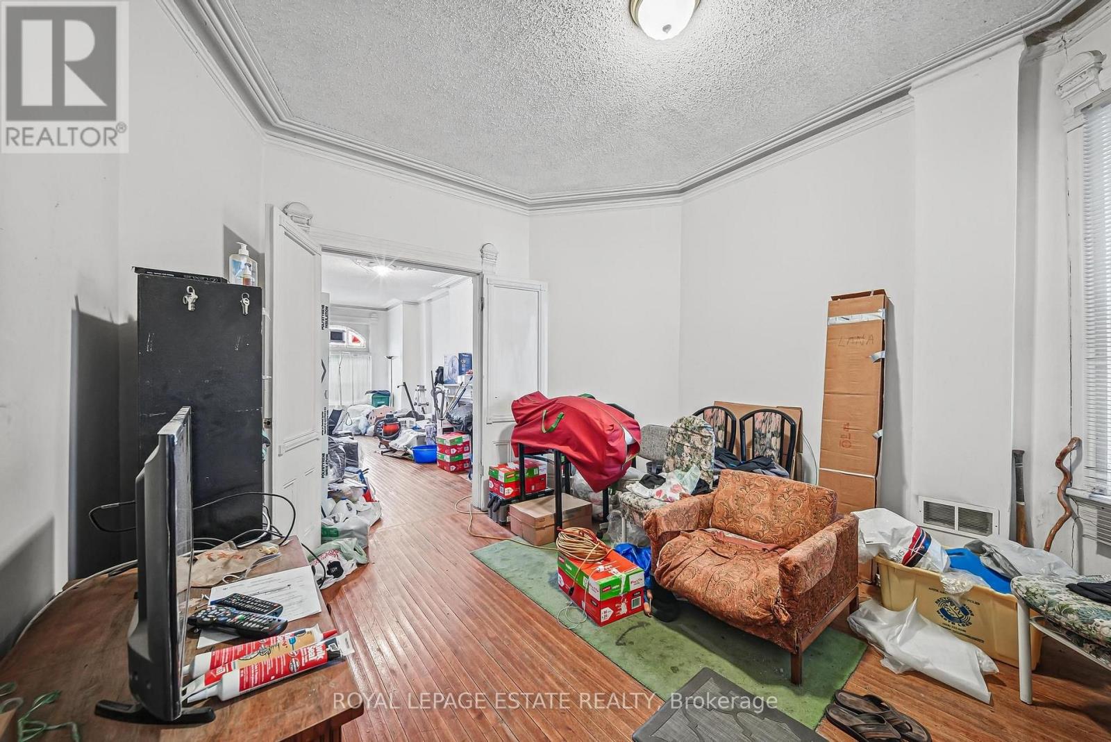 110-112 Baldwin Street, Toronto, ON photo 29