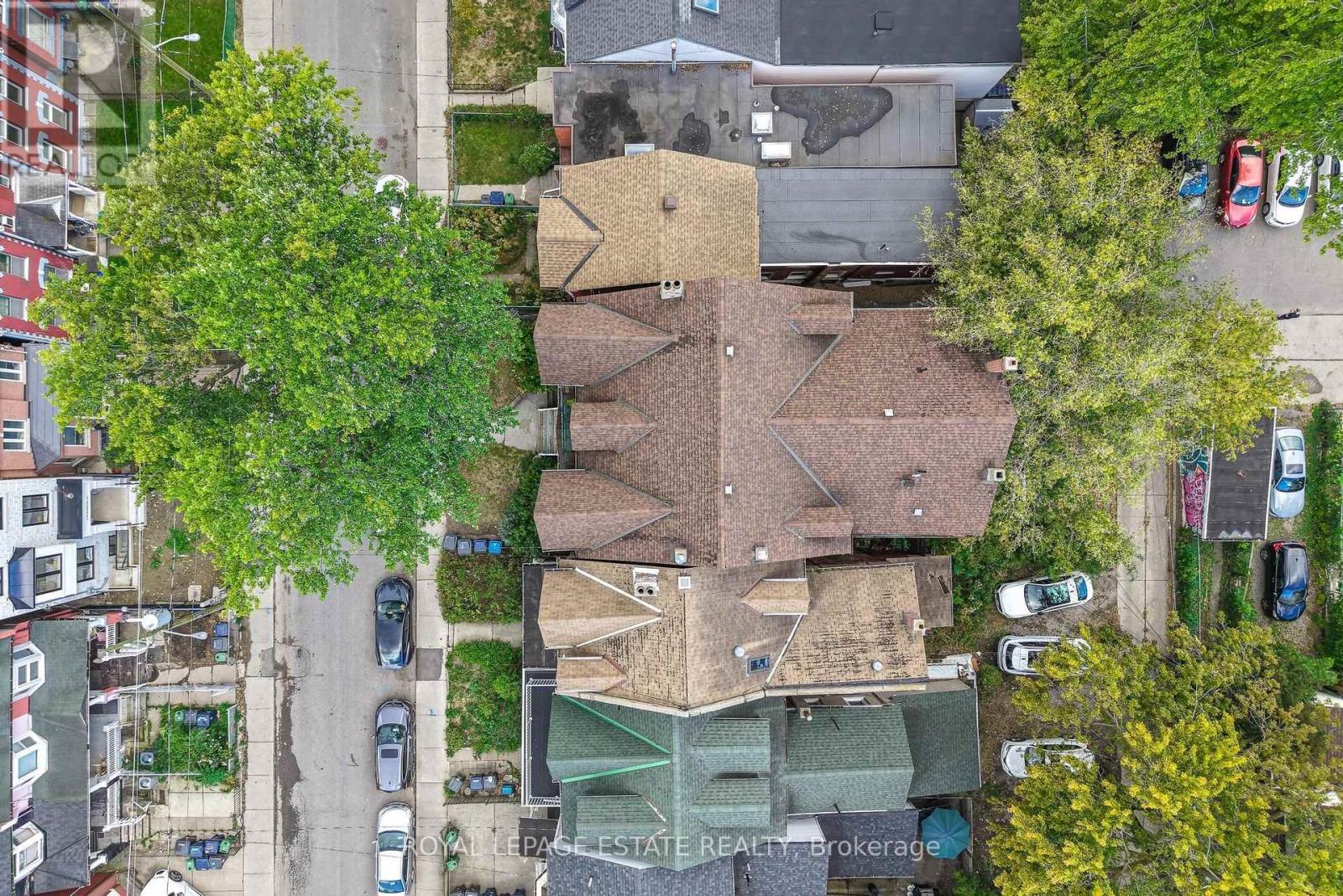 110-112 Baldwin Street, Toronto, ON photo 49