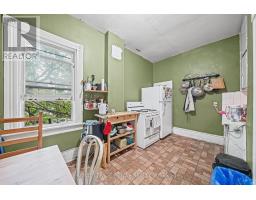 Living room - 110-112 Baldwin Street, Toronto, ON M5T1L6 Photo 16