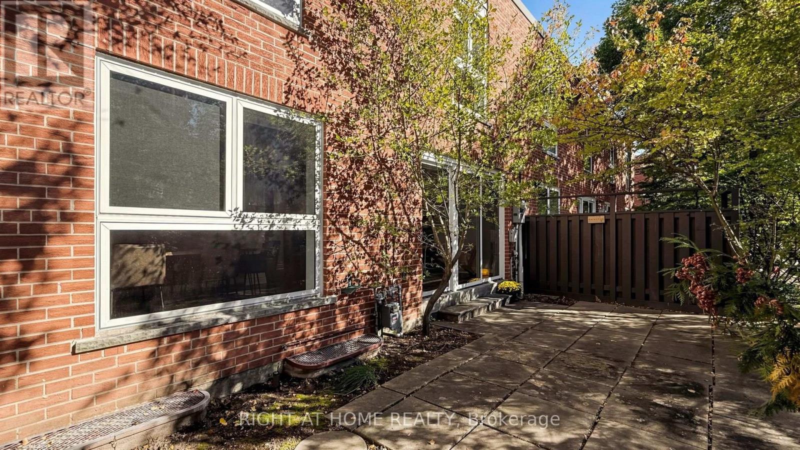 40 SNOWSHOE MILL WAY - 41