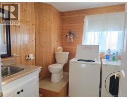 Family room - 1395 Route 430, Big River, NB E2A6S3 Photo 8