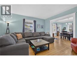 Foyer - 507 King George Hwy, Miramichi, NB E1V4M2 Photo 8