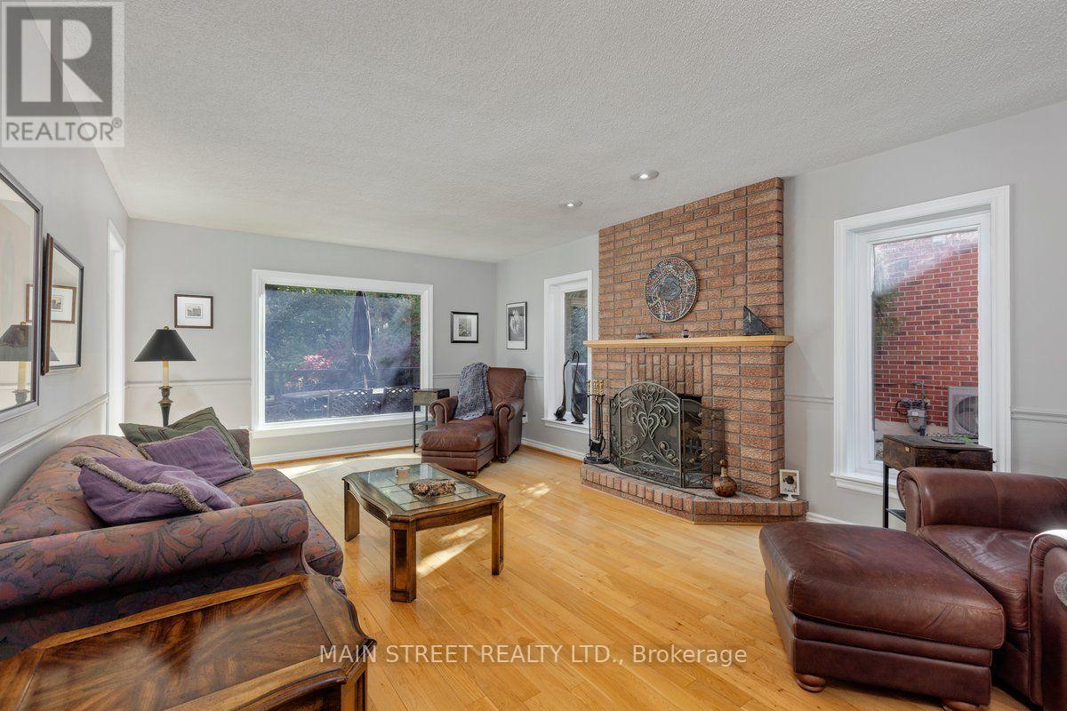 22 MCCLENNY DRIVE N - 19