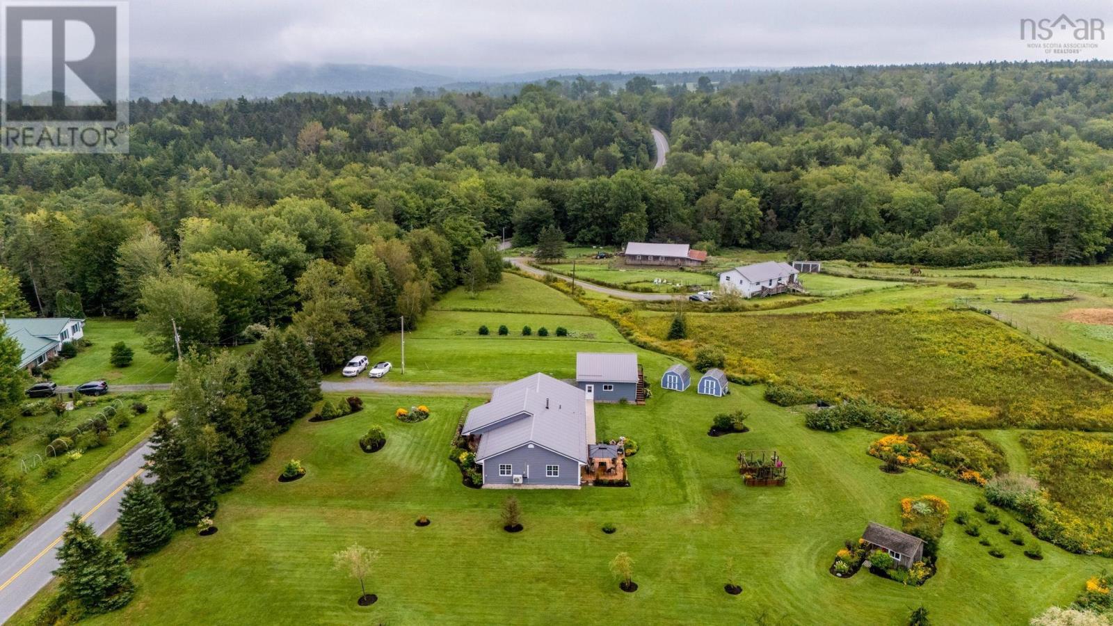 Property 37 of 40 of 1716 Ashdale Road