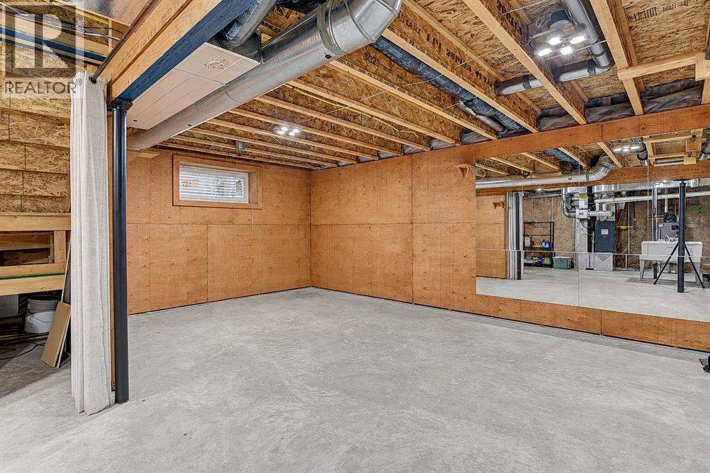 8910 94 Avenue - 30
