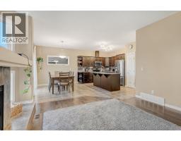4pc Bathroom - 8910 94 Avenue, Grande Prairie, AB T8X0M3 Photo 12