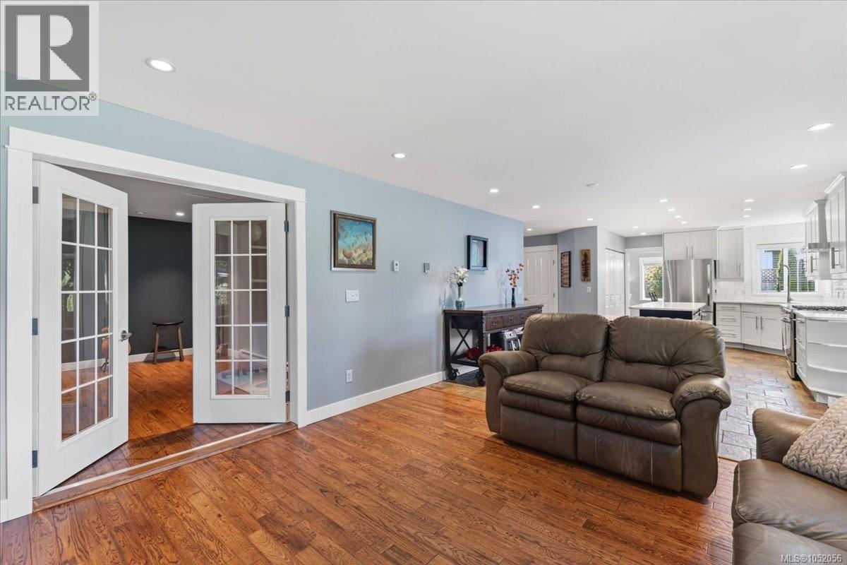 558 Johnstone Rd - 27