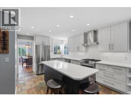 558 Johnstone Rd, French Creek, BC V9P2A5 Photo 18