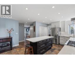 558 Johnstone Rd, French Creek, BC V9P2A5 Photo 20
