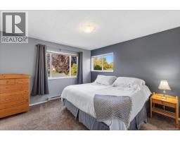 558 Johnstone Rd, French Creek, BC V9P2A5 Photo 38