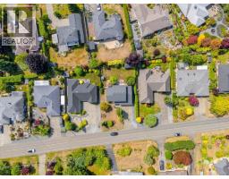 558 Johnstone Rd, French Creek, BC V9P2A5 Photo 43