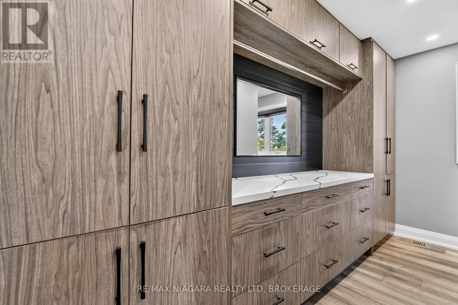 714 Carlton Street — photo 22