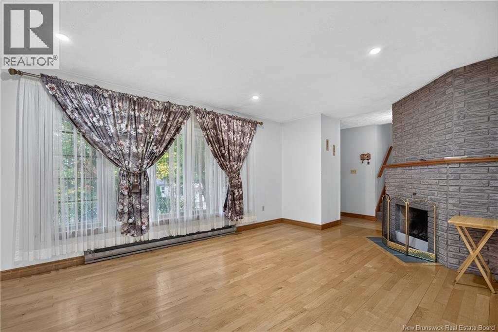74 Talisman Crescent - 8