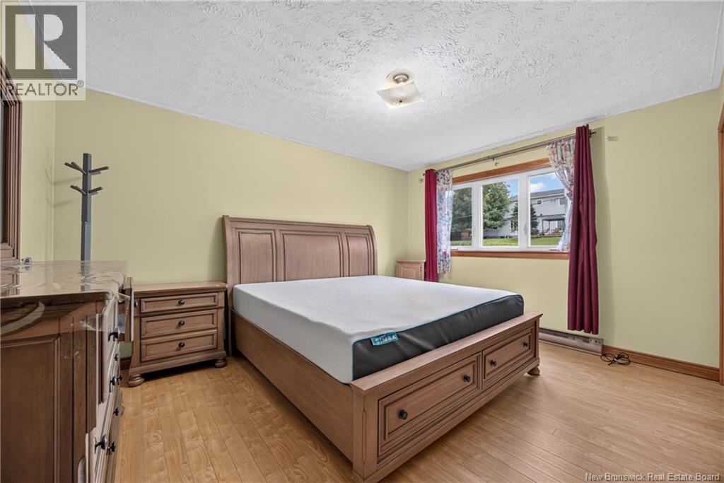 74 Talisman Crescent - 17