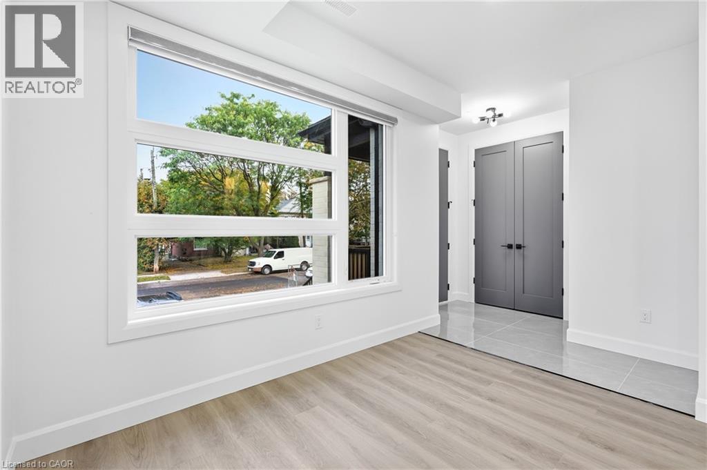86 Florence Avenue — photo 14