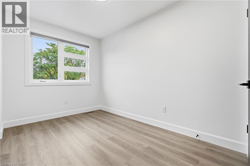 86 Florence Avenue — photo 19