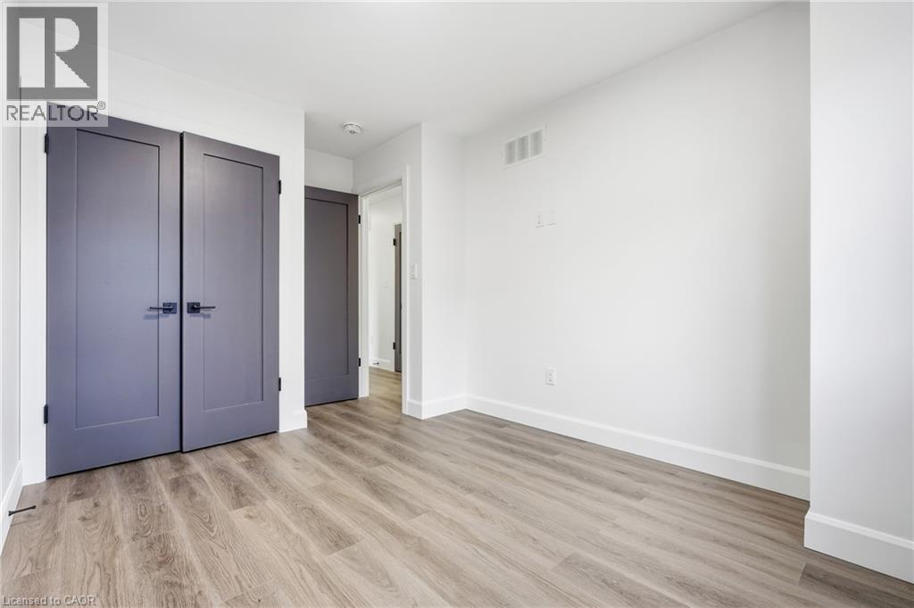 86 Florence Avenue — photo 20