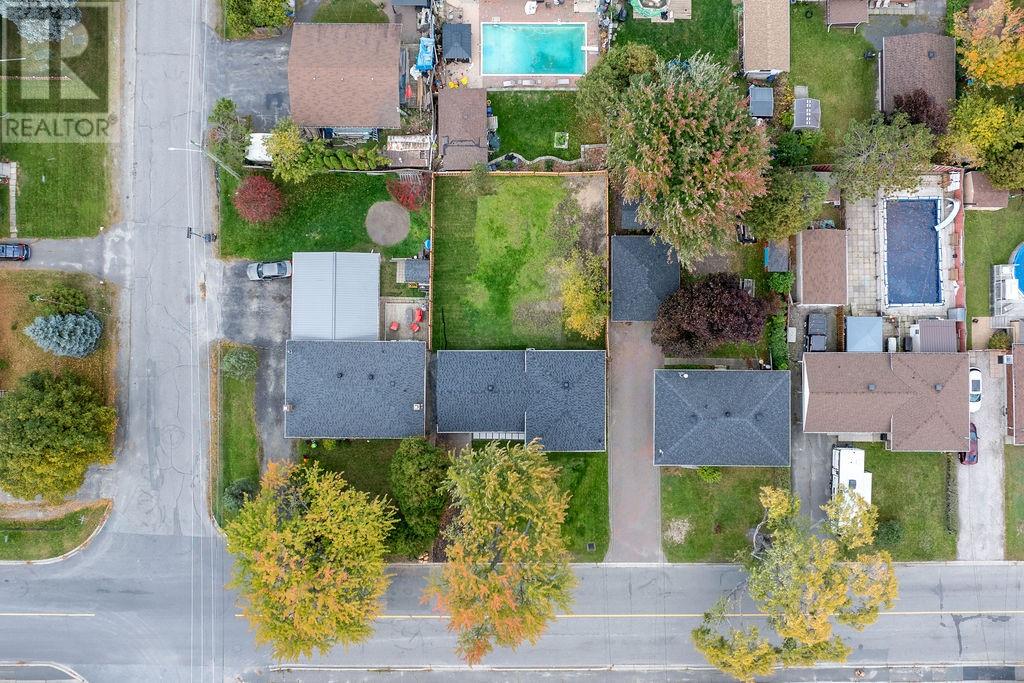 1478 Gemmell Street - 45