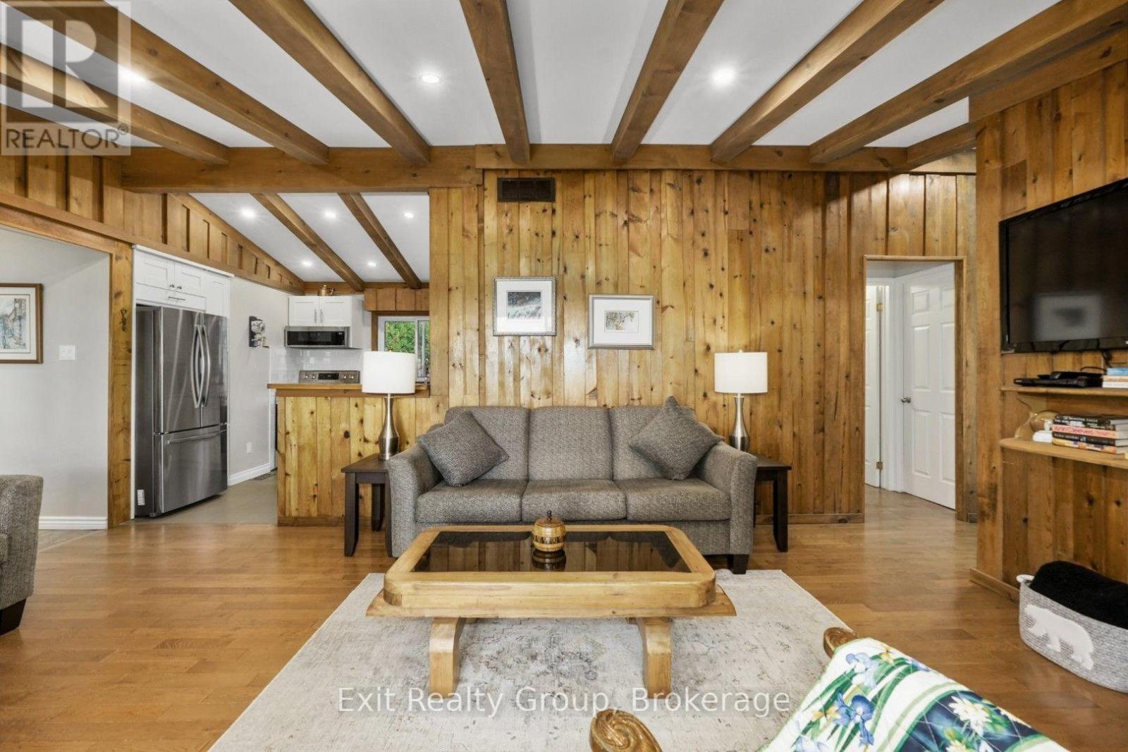 1551B REYNOLDS ROAD - 37