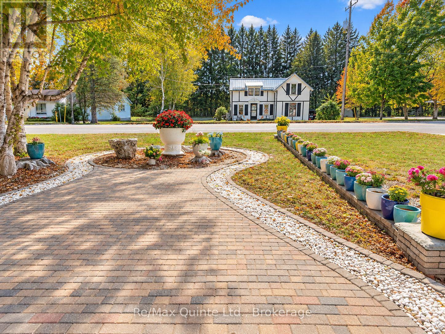 13418 LOYALIST Parkway, Prince Edward County, ON photo 10