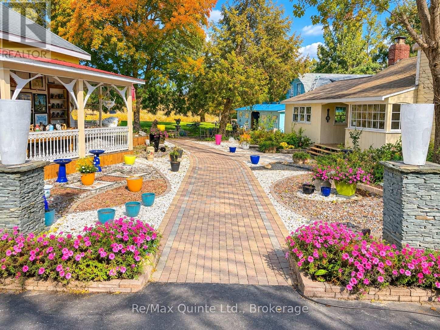 13418 LOYALIST Parkway, Prince Edward County, ON photo 5