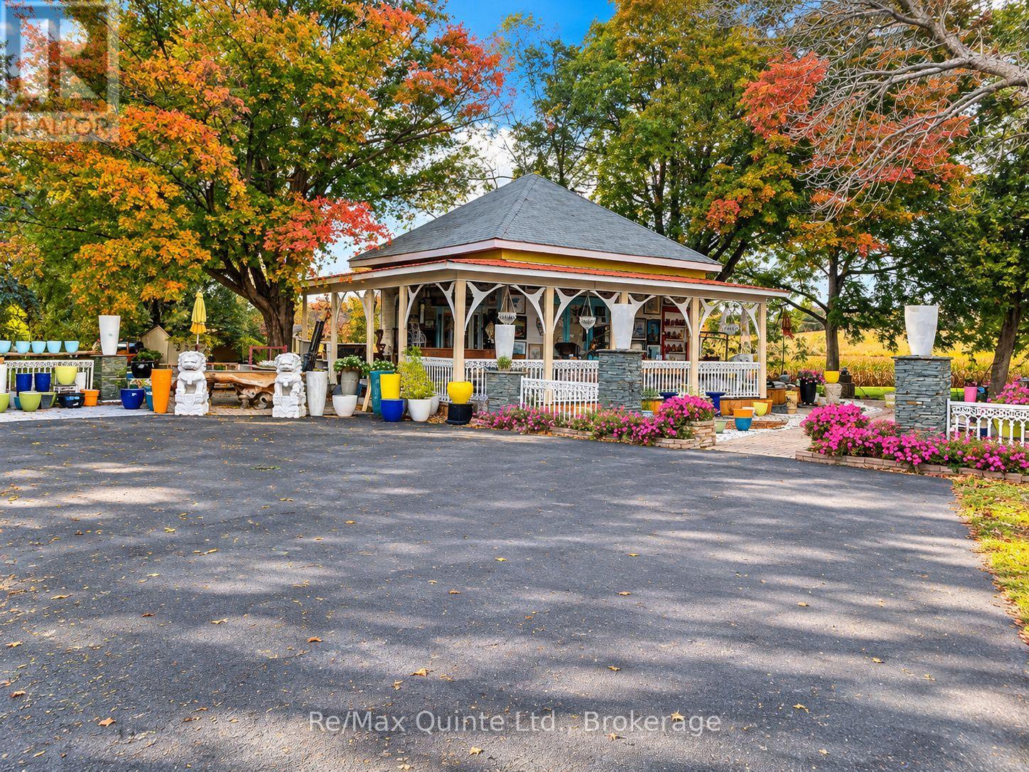 13418 LOYALIST Parkway, Prince Edward County, ON photo 9