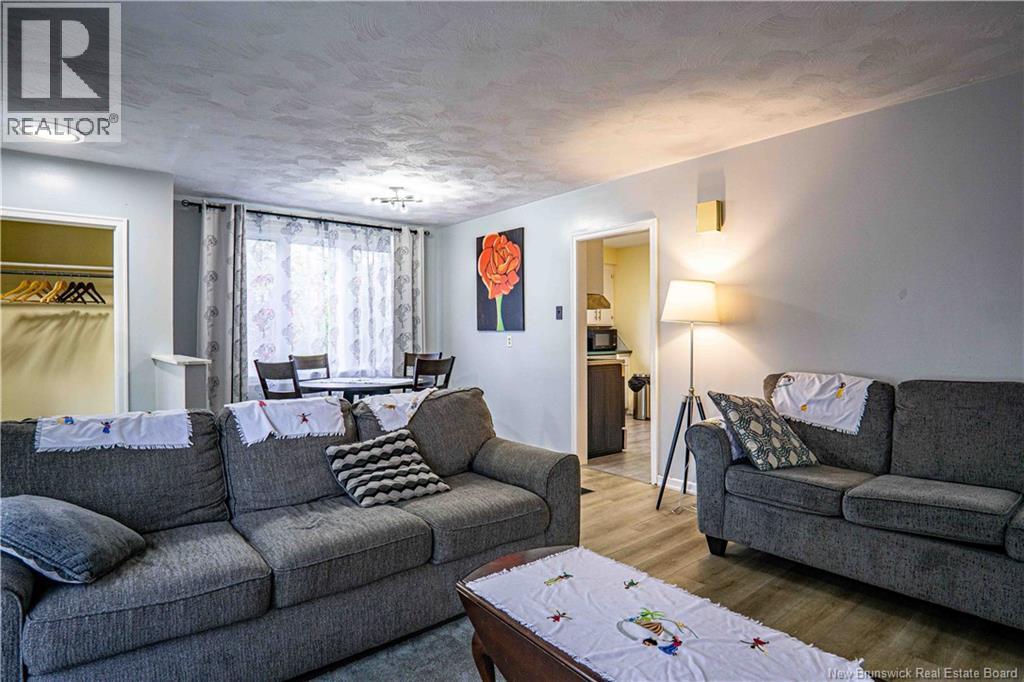 40 Hillcourt Drive - 10