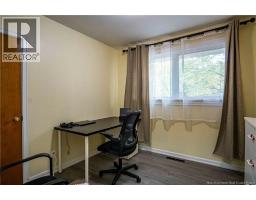 40 Hillcourt Drive, photo 19