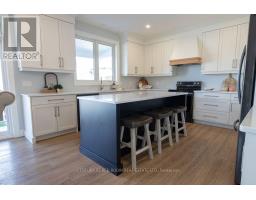 Laundry room - 2558 Terry Fox Court, Strathroy Caradoc, ON N0L1W0 Photo 11
