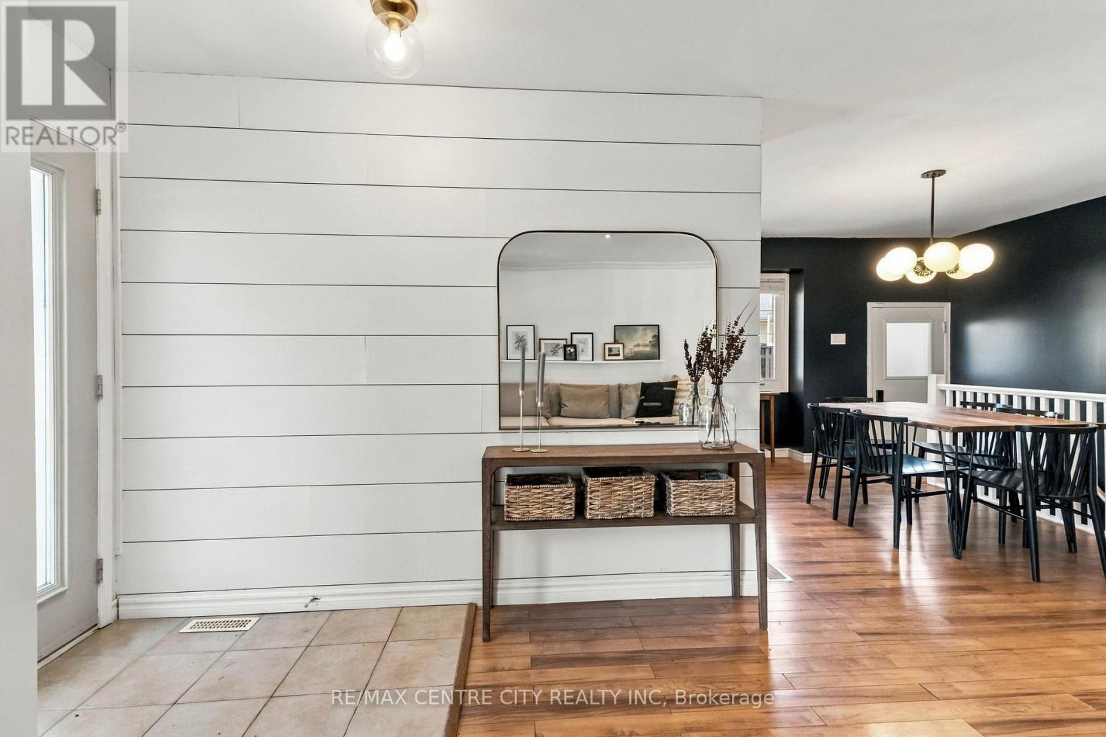 1362 Aldersbrook Road — photo 8