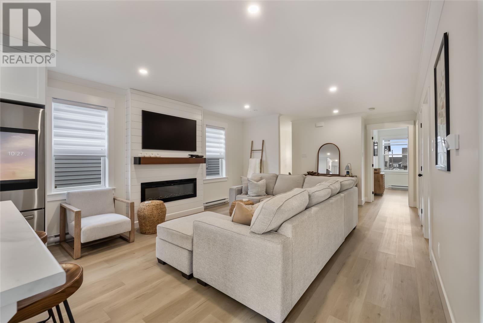 8 Rembrandt Boulevard - 8