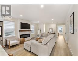 8 Rembrandt Boulevard thumbnail 11