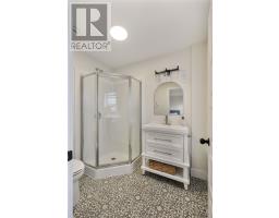 8 Rembrandt Boulevard thumbnail 23