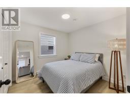 8 Rembrandt Boulevard thumbnail 24