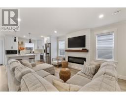 8 Rembrandt Boulevard thumbnail 9