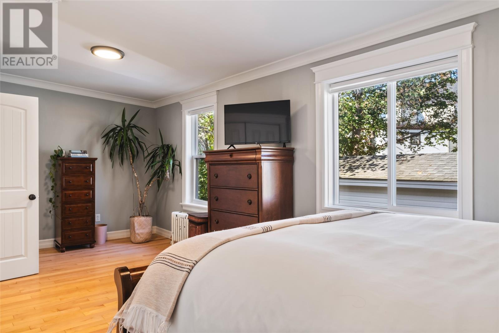 90 Cabot Street - 22