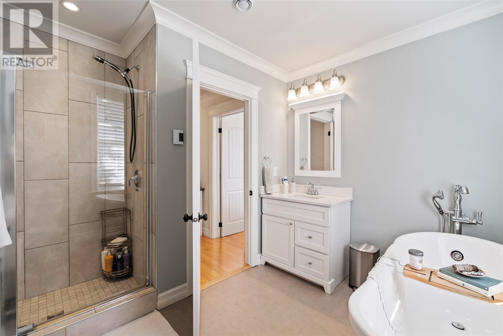 90 Cabot Street - 28