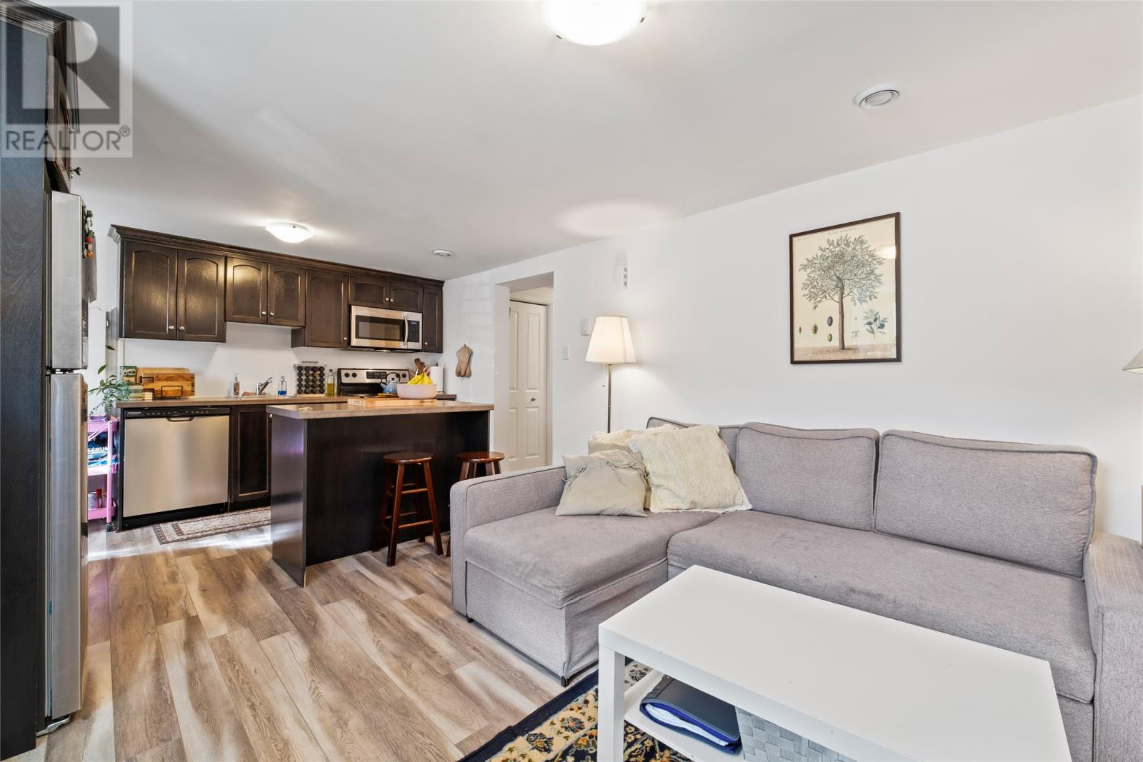 90 Cabot Street - 36
