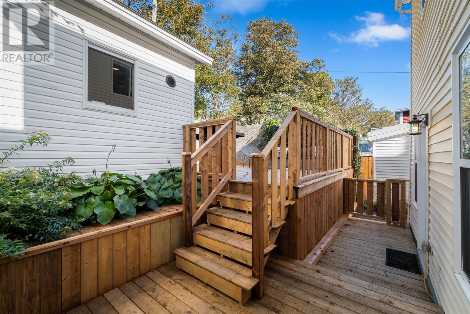 90 Cabot Street - 41