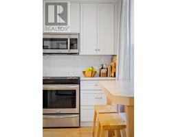 90 Cabot Street thumbnail 14