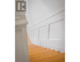 90 Cabot Street thumbnail 32