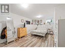 90 Cabot Street thumbnail 38