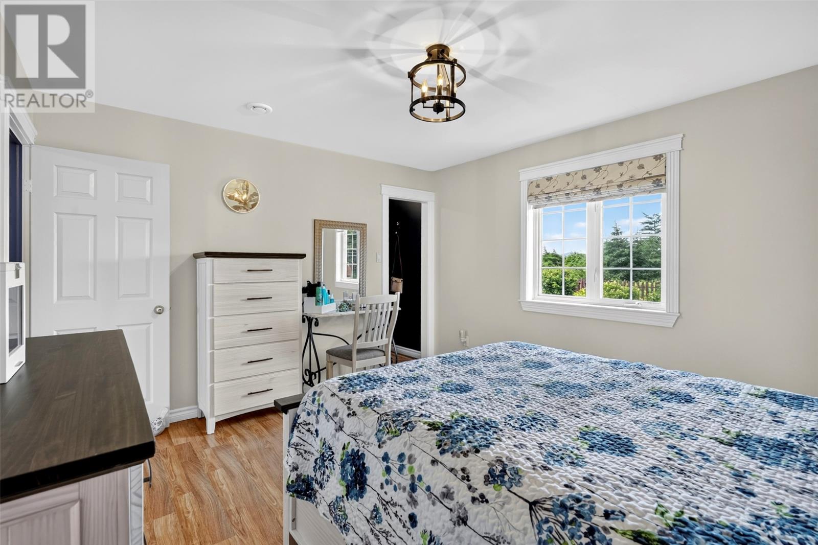 21 - 23 Bishops Road - 16
