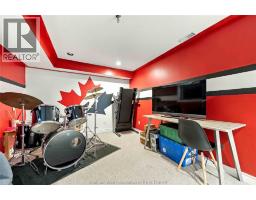 582 Sandra Crescent, Wallaceburg, ON N8A2C6 Photo 27